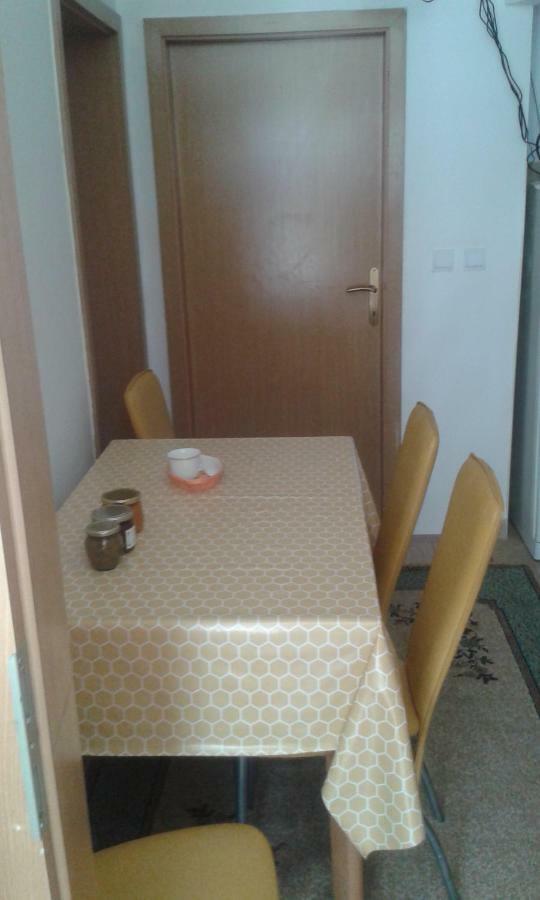 Apartman Bajna *